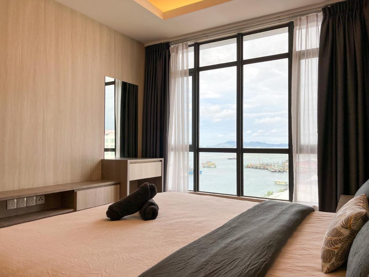 Pelagos Oceanus Waterfront Seaview Homestay Kota Kinabalu Bagian luar foto