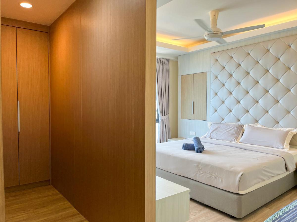 Pelagos Oceanus Waterfront Seaview Homestay Kota Kinabalu Bagian luar foto