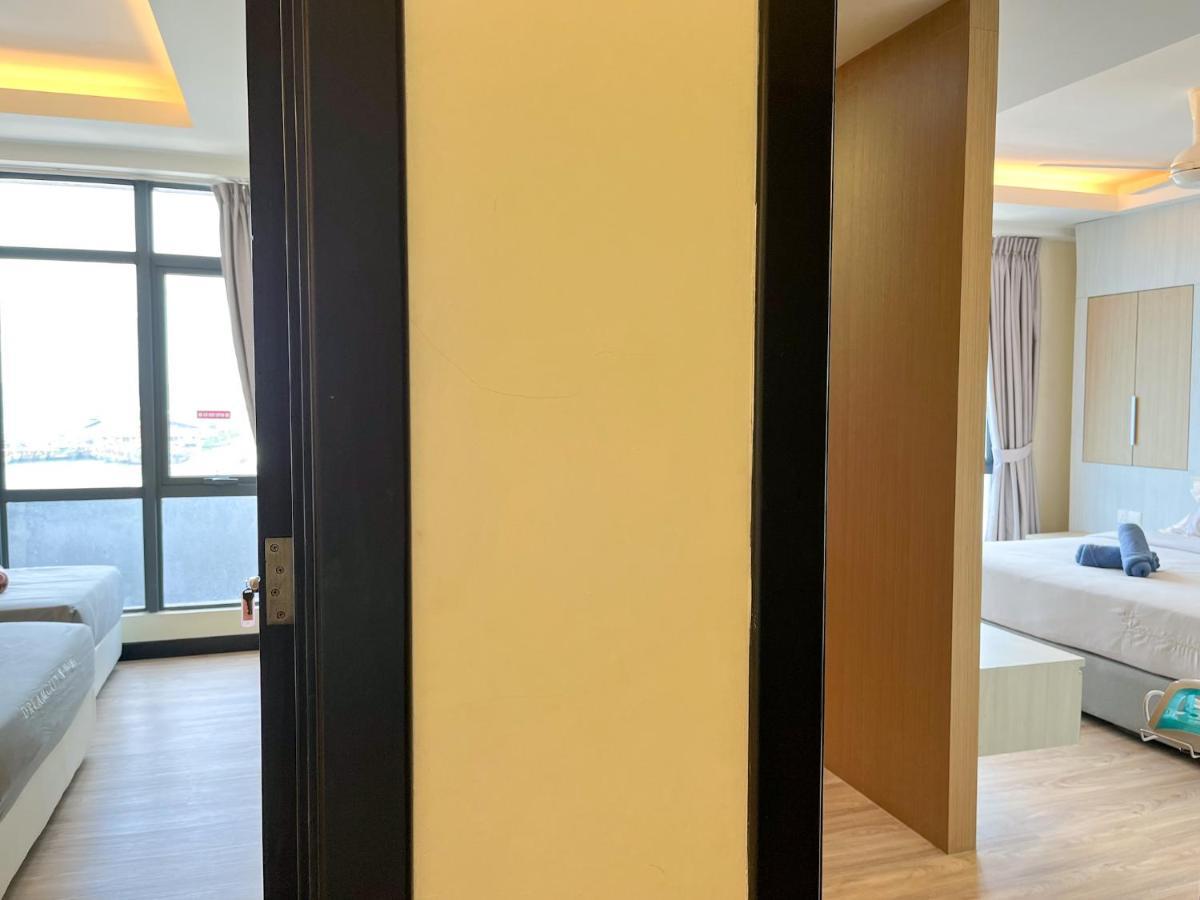 Pelagos Oceanus Waterfront Seaview Homestay Kota Kinabalu Bagian luar foto
